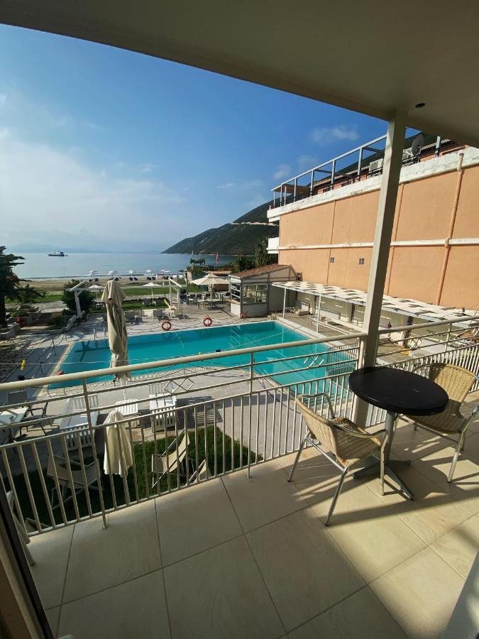 Cosmos Hotel Vaszilikí Kültér fotó