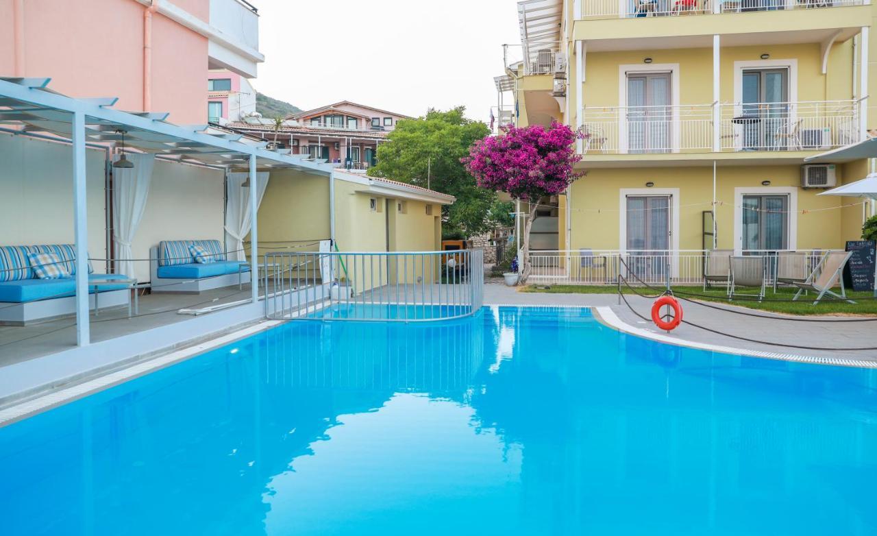 Cosmos Hotel Vaszilikí Kültér fotó