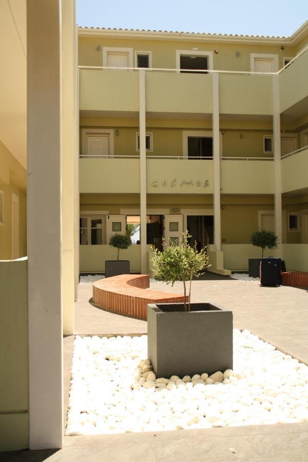 Cosmos Hotel Vaszilikí Kültér fotó