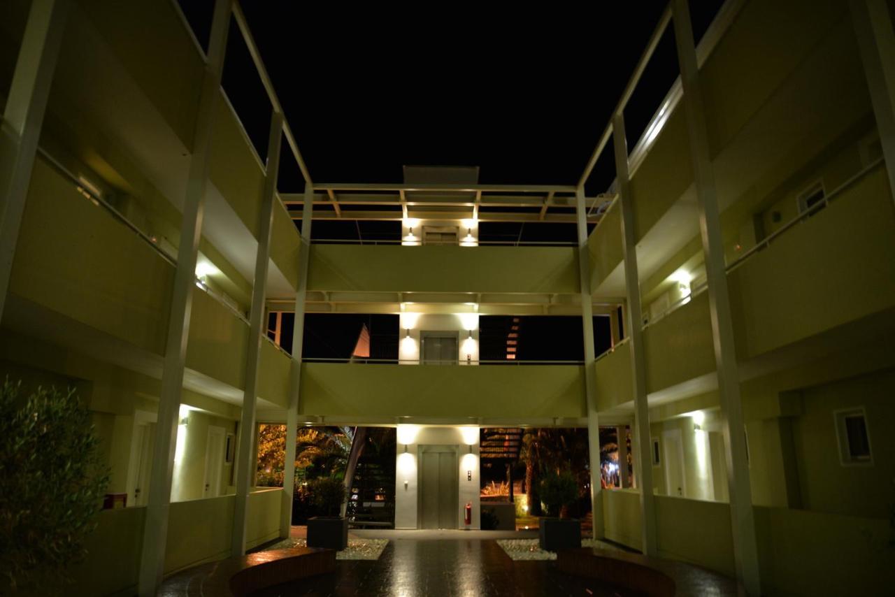 Cosmos Hotel Vaszilikí Kültér fotó