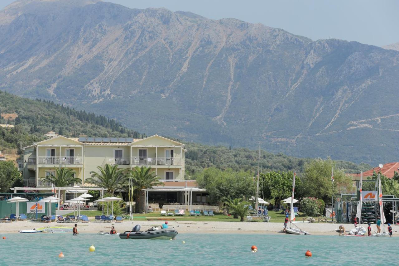 Cosmos Hotel Vaszilikí Kültér fotó