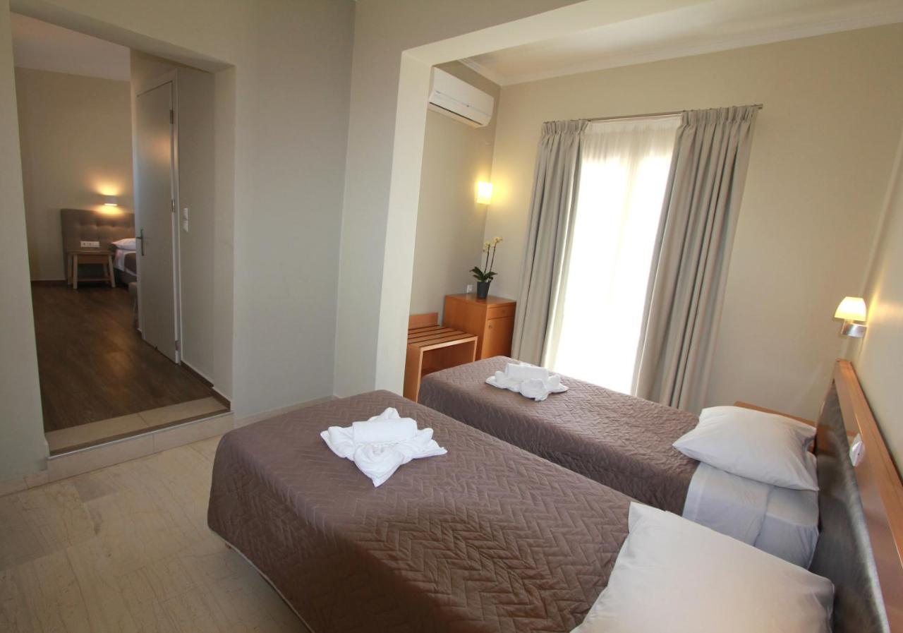 Cosmos Hotel Vaszilikí Kültér fotó